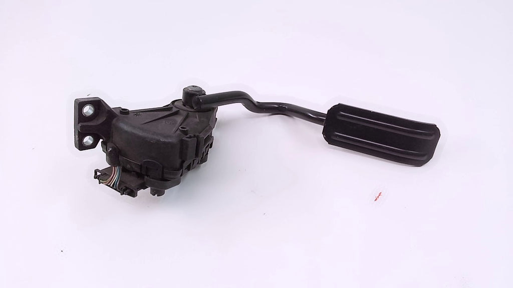 Pedale acceleratore SEAT ALHAMBRA (7V8, 7V9) [ 1996 - 2010 ], FORD GALAXY (WGR) [ 1995 - 2006 ] HELLA OEM 7M3721603D